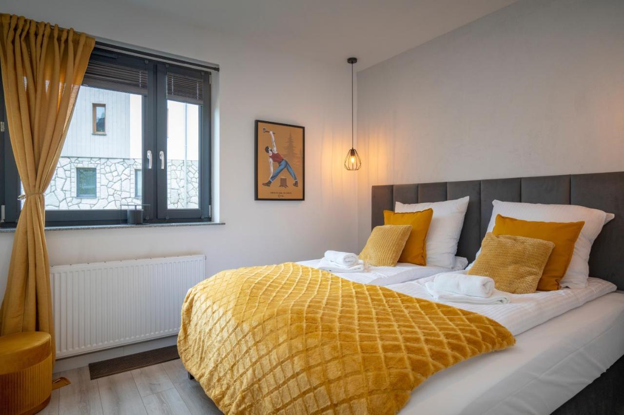 Rentplanet - Apartamenty Schroniskowa Szklarska Poreba Extérieur photo